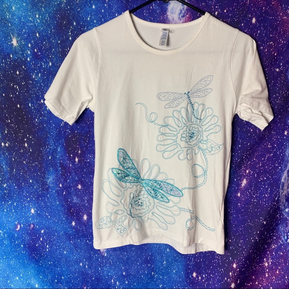 Mac & Belle- White Short Sleeve Tee Beaded Moth S